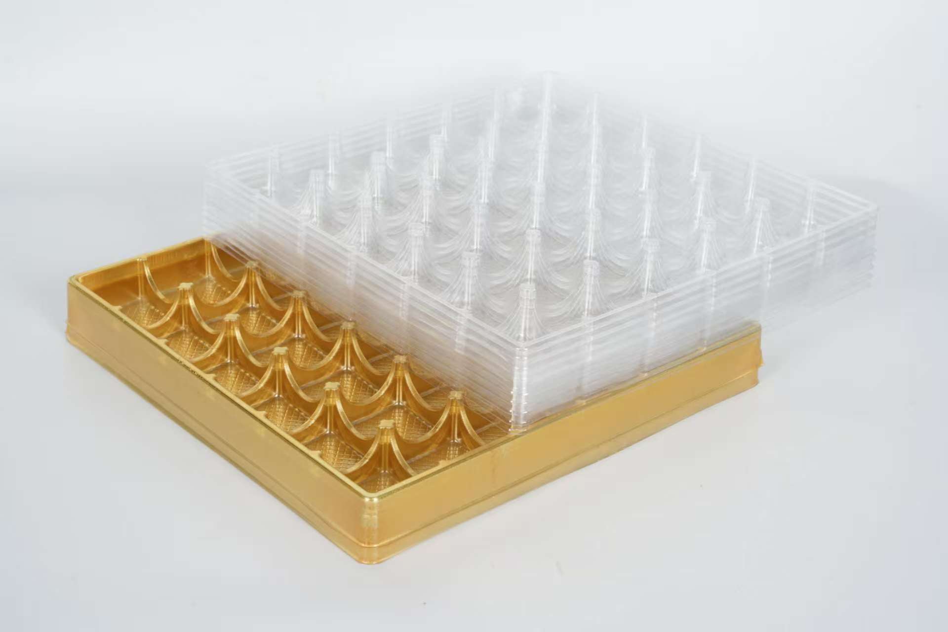 Einweg-Sushi-Tablett aus PP-Material aus Kunststoff 